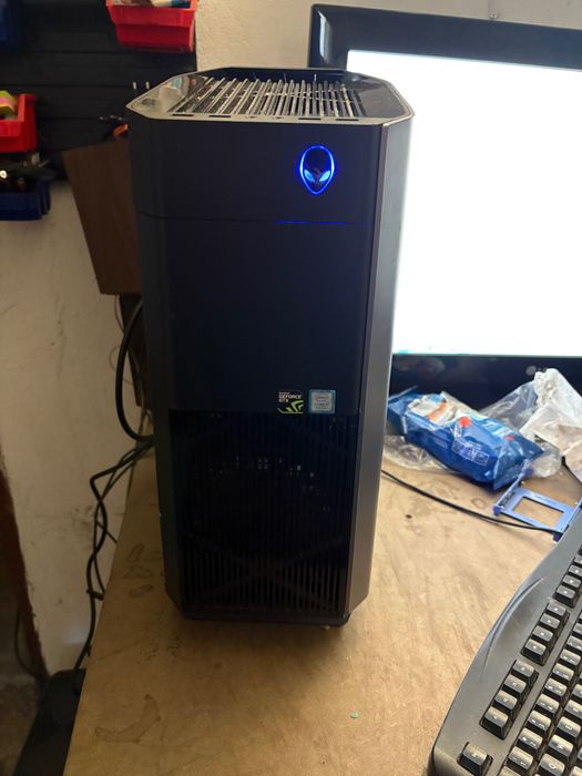 Komputer Alienware R6 i5 7400 8RAM  ssd240GB 500hdd GTX1650 WIN10