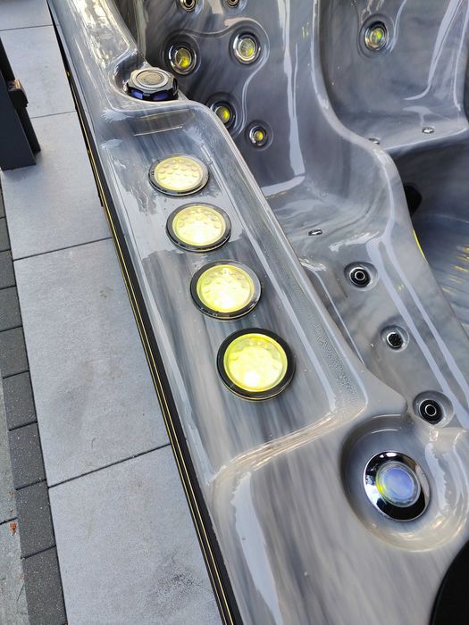 Nowe jacuzzi z gwarancją, 2 leżanki,Balboa, LED , transport , Faktura