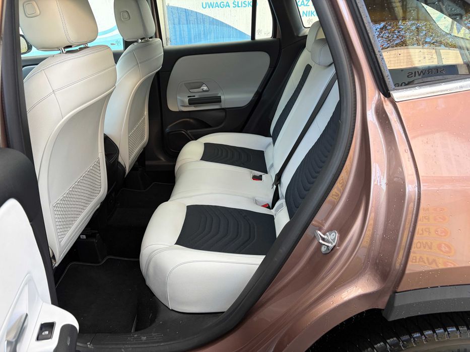 Mercedes Benz GLA 180