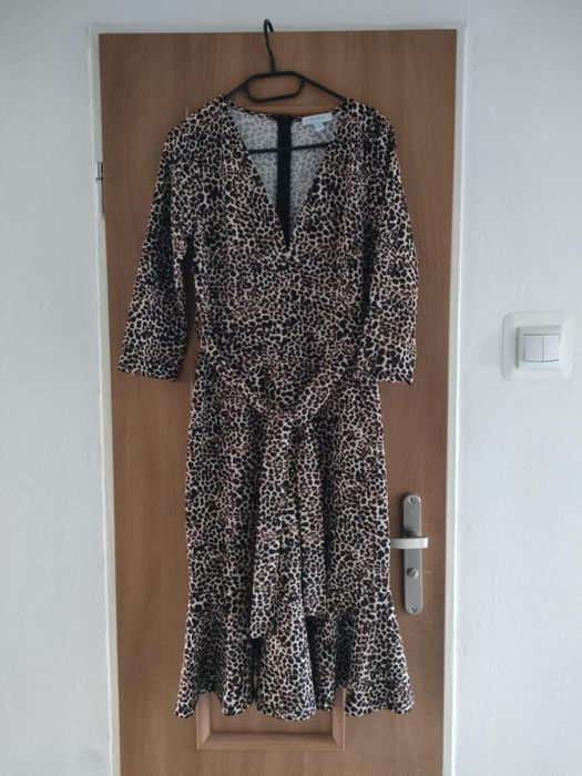 Mam do sprzedania suknię damska w panterkę dwa razy ubraną rozmiar 36