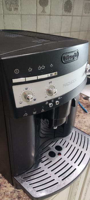 Кофеварка Delonghi esam 3000