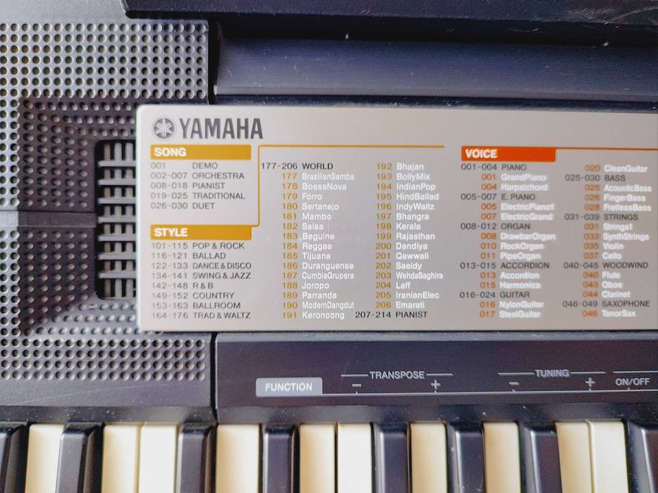 Keyboard Yamaha psr f50 plus stojak