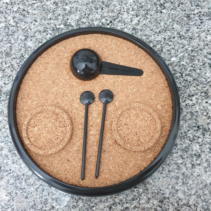 Cafeteira Bodum com 2 chávenas e vários acessórios