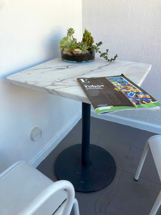 Mesa Exterior em pedra