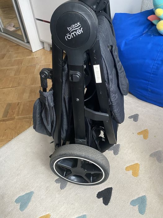 Коляска прогулянкова britax romer