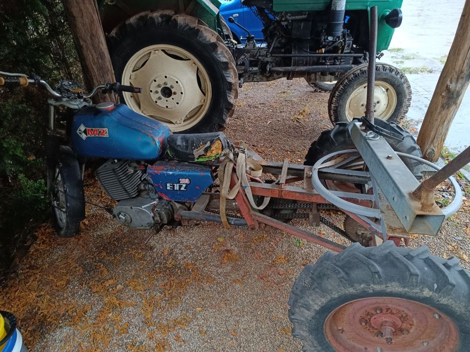 MZ 250 trójkołowiec trajka