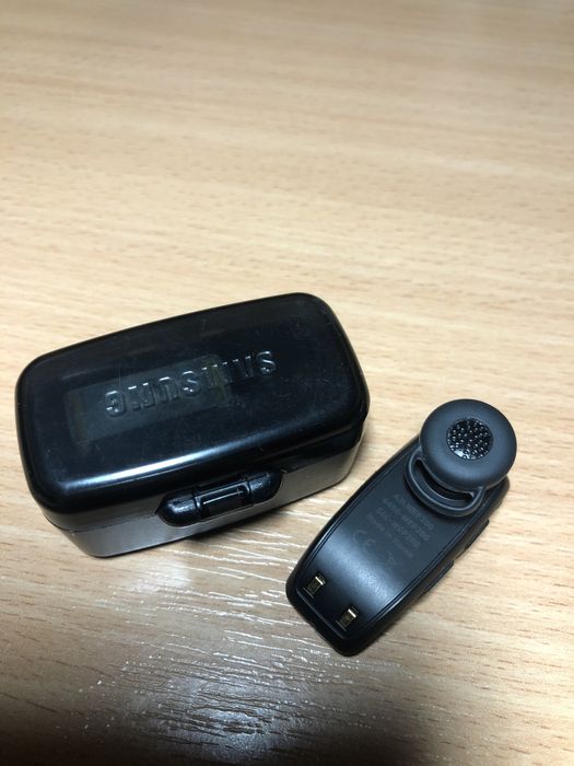 Блютуз гарнітура Самсунг