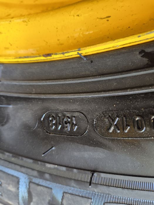 Opony michelin 400/80-24