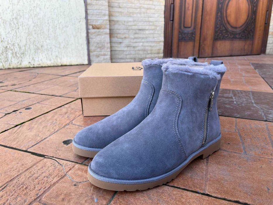 Черевики уггі UGG Romely Zip Boot Lighthouse 38 розмір