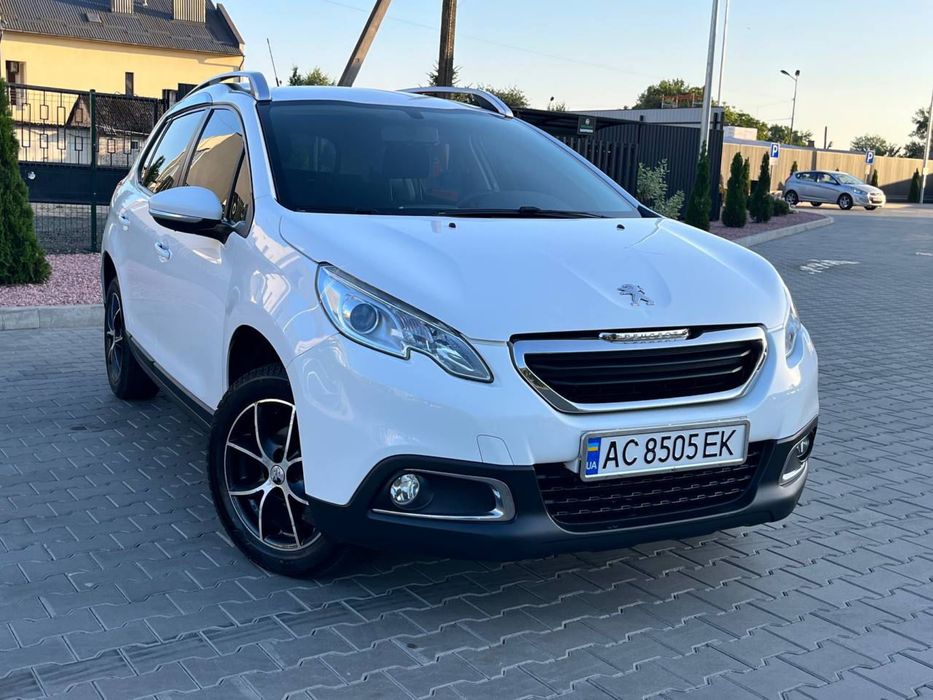 Продам власне авто Peugeot 2008