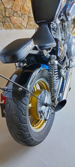 Virago XV1100 - Custom