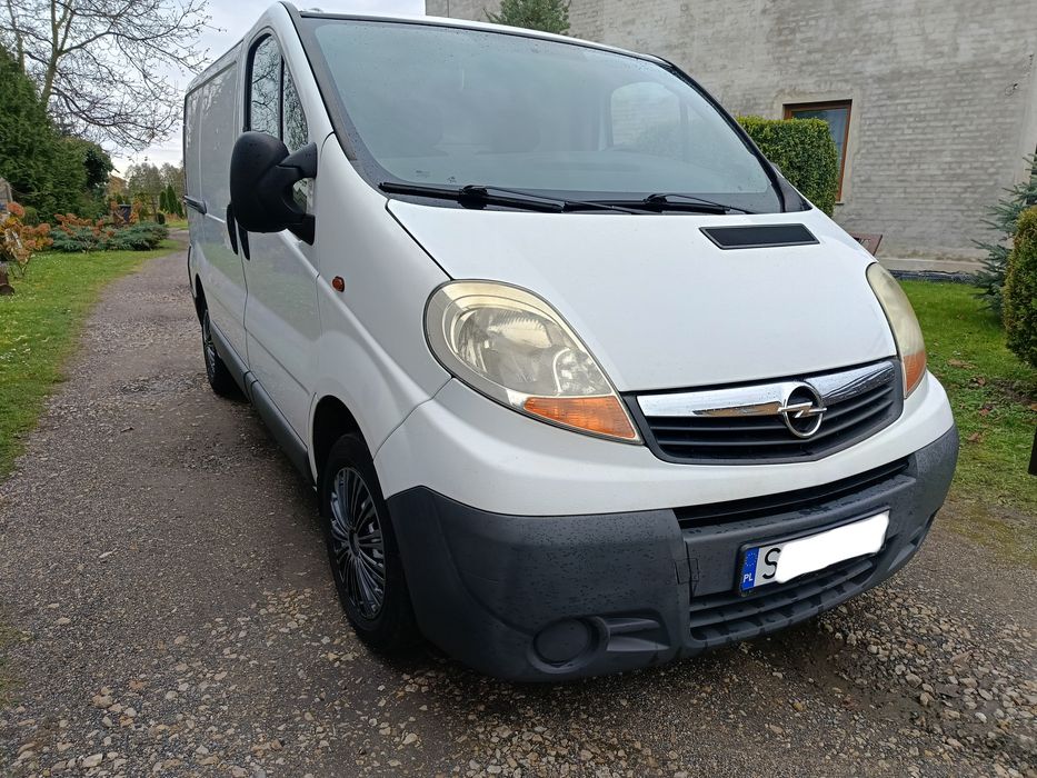 Opel Vivaro lift 2007 klima stan bdb