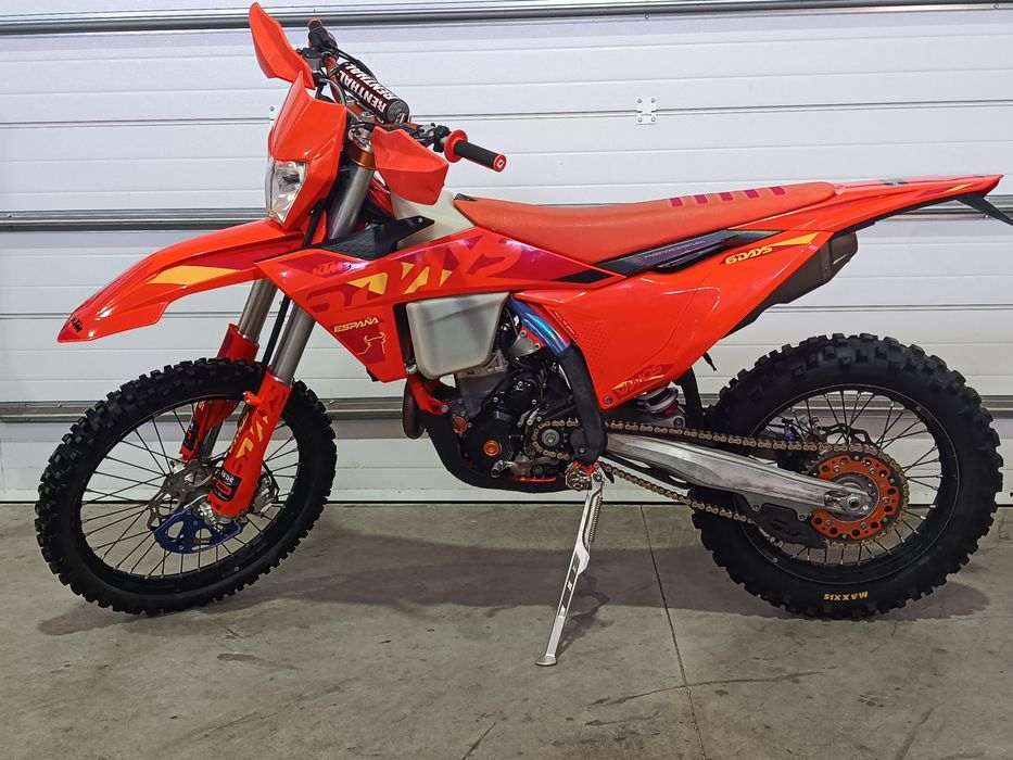 KTM 350 Sixdays 2025 matriculada