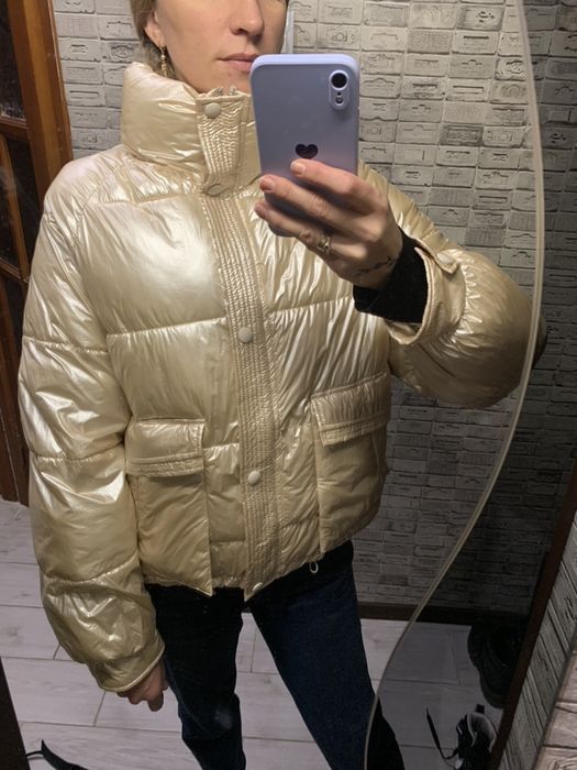 Куртка жіноча