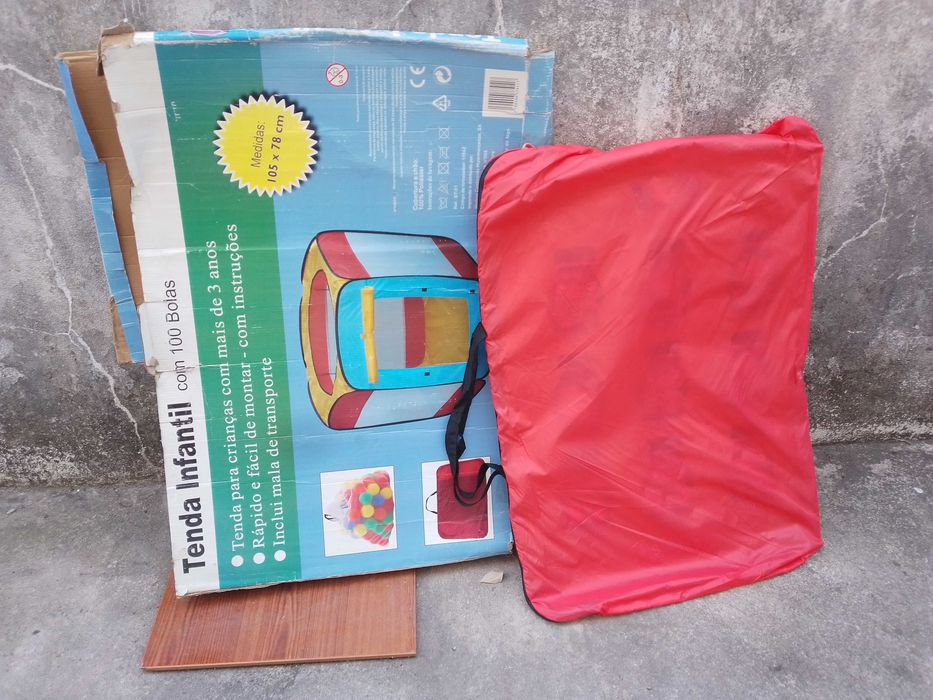 Tenda de criança com 100 bolas