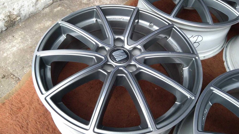 [XB] VW GOLF CADDY 7x18 A3 ALTEA Karoq ATECA Octavia PASSAT 5x112