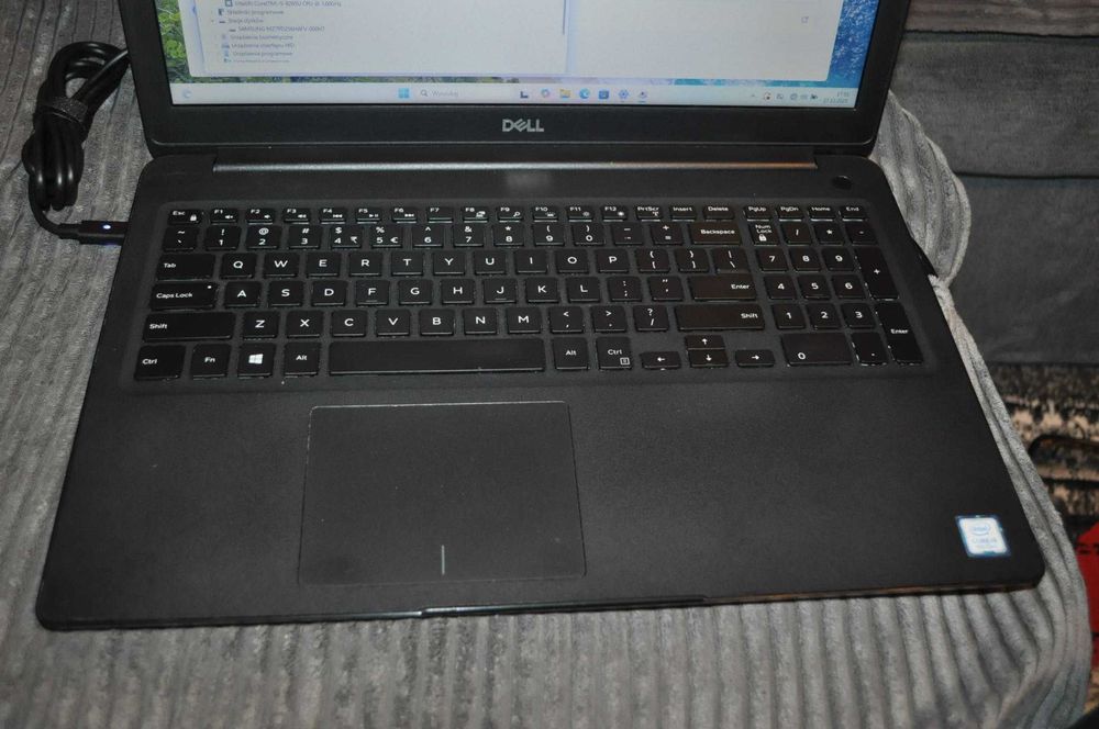 Dell Latitude 3500 i5 16GB 2506b ssd  FHD Wiin11P