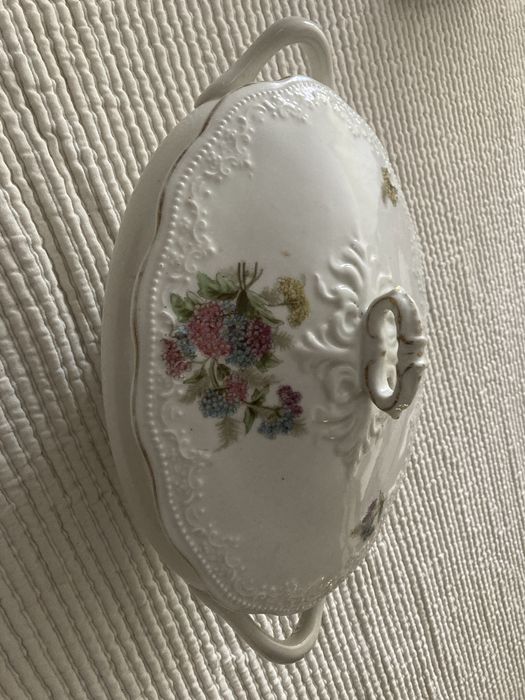 Terrina vista alegre portugal e jarra de vidro trabalhado