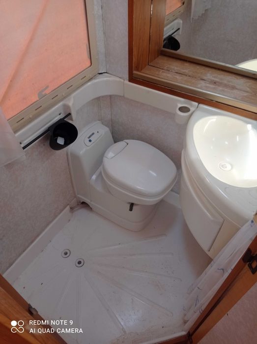 Wynajem Kampera Mirage  Kamper wynajem 2 x klimatyzacja 5-6 osobowy