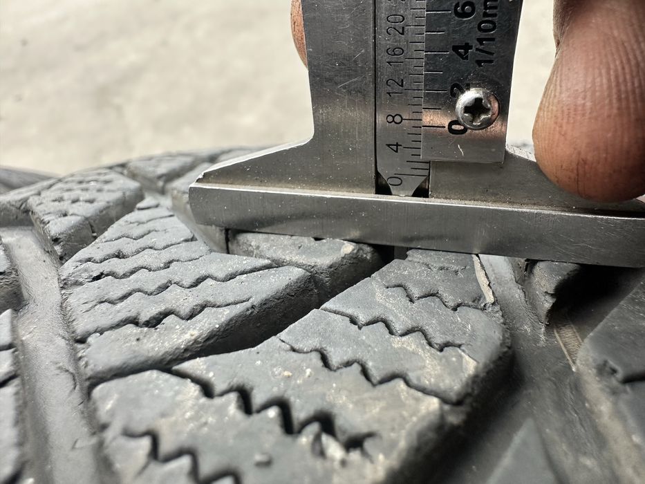 Шини 215 60 17 96H Esa+ Tecar SuperGrip Pro пара