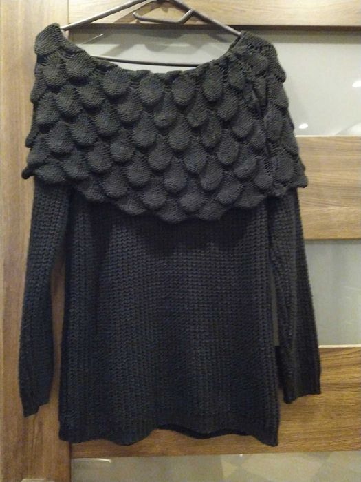 czarny ciepły sweter S