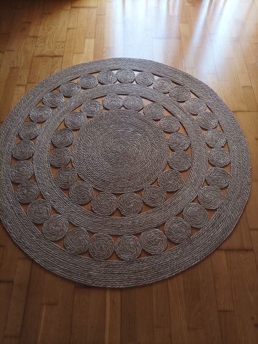 Tapete redondo como novo