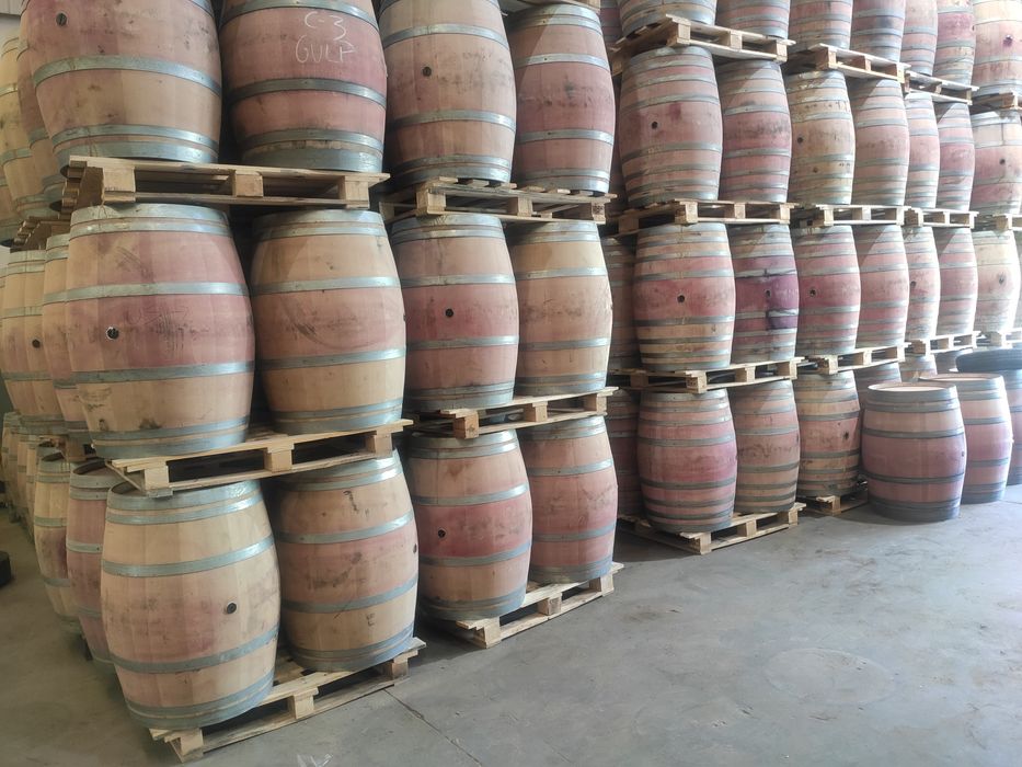 Lotes de barricas 225L em madeira de carvalho