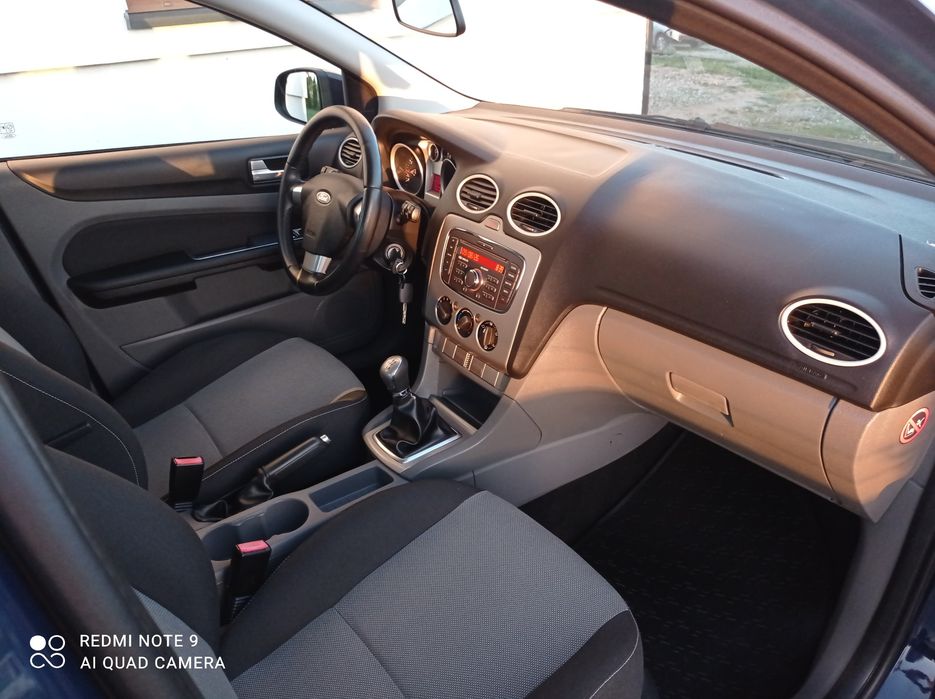 • Ford Focus •2011 • 1.6 benzyna • 5 drzwi • z Niemiec •