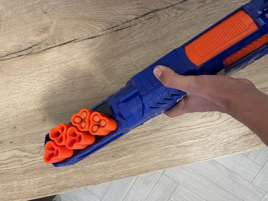 Игрушечный автомат Nerf