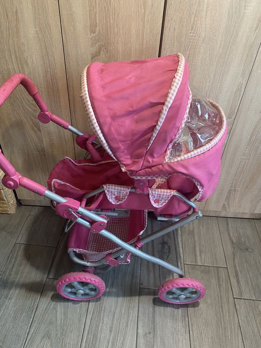 Каляска для ляльок