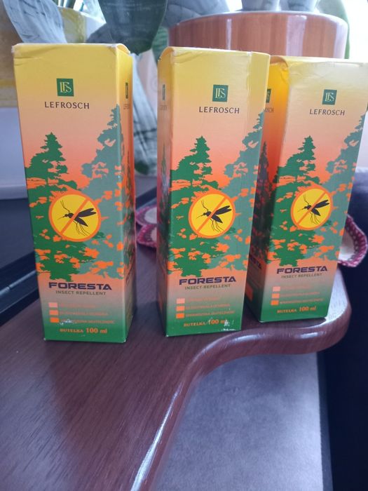 Спрей-Аерозоль від комарів FORESTA.