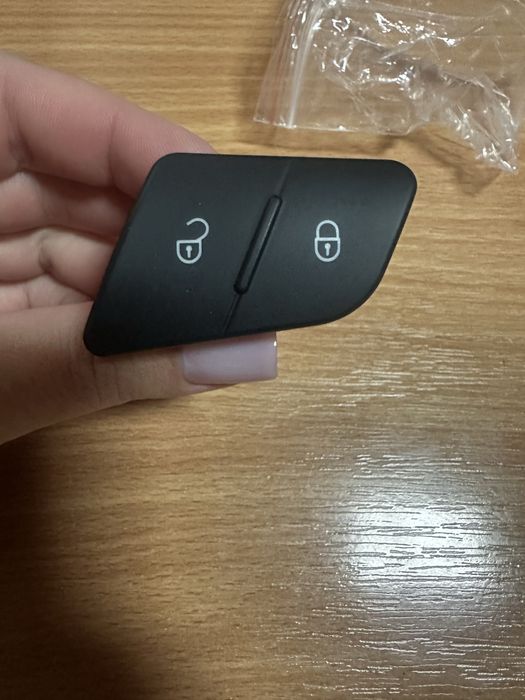 Кнопки салону Passat B6