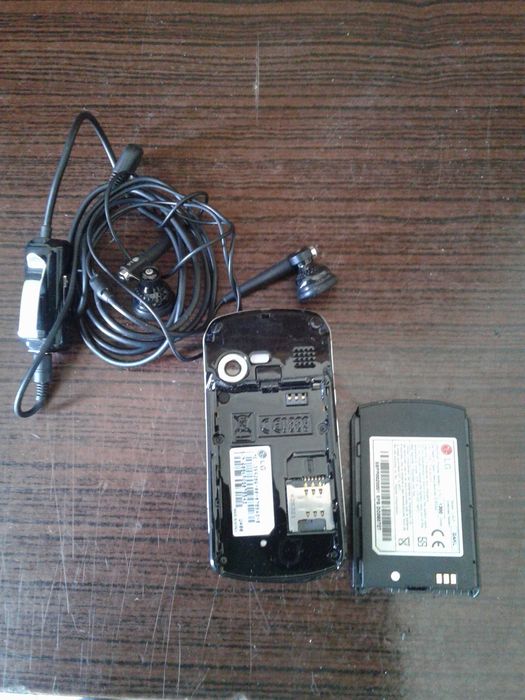 Telemóvel VINTAGE LG U400