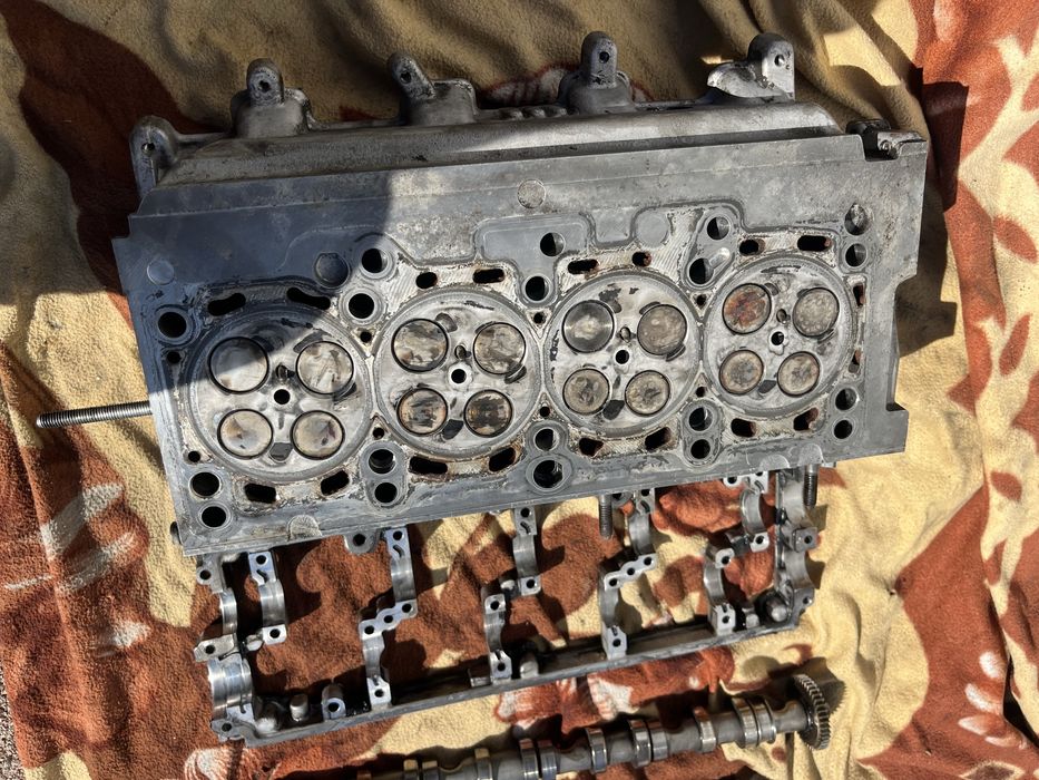 Двигун мотор двигатель блок голова CAY 1.6 TDI 03L103373A VW Skoda