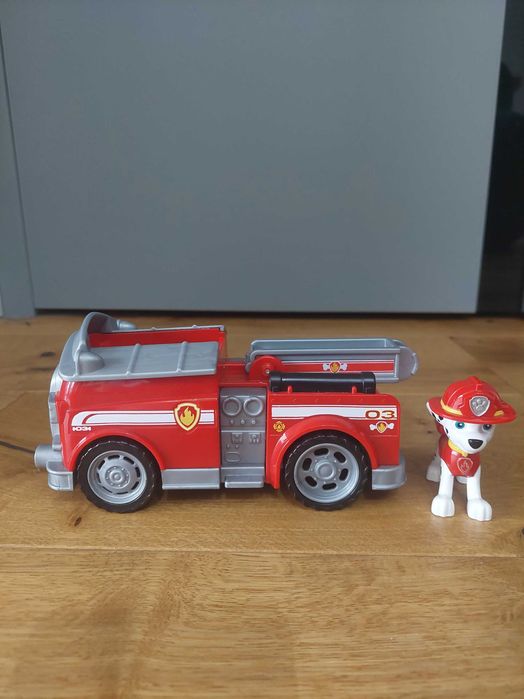 PSI PATROL pojazd wóz strażacki z figurką MARSHALL