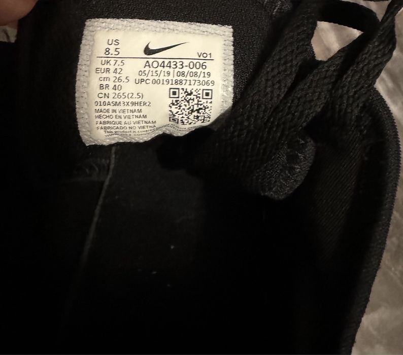 Кросівки чоловічі Nike Lebron Witness III Red