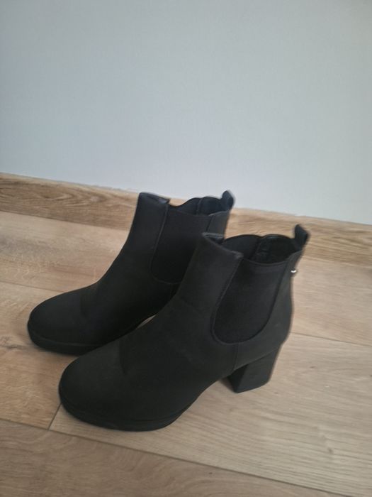 Buty zimowe botki ocieplane