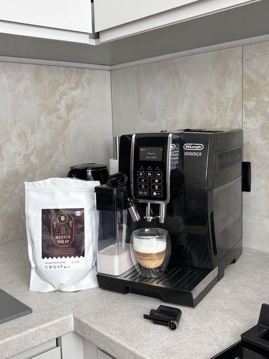 Кавомашина Delonghi dinamica