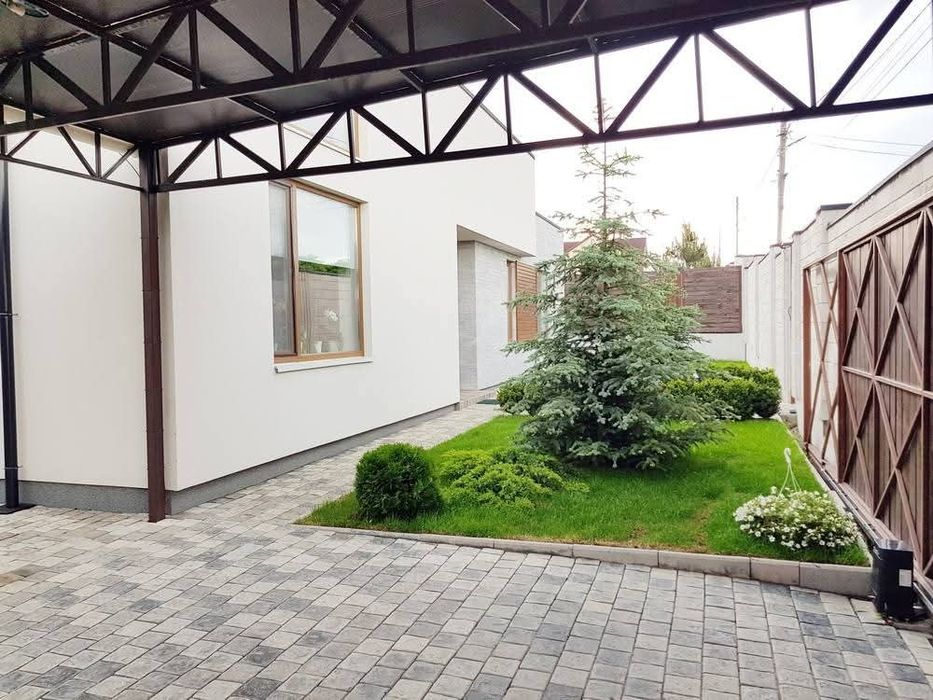Продаётся классный капитальный дом в Новоалександровке с качественным дорогим ремонтом
