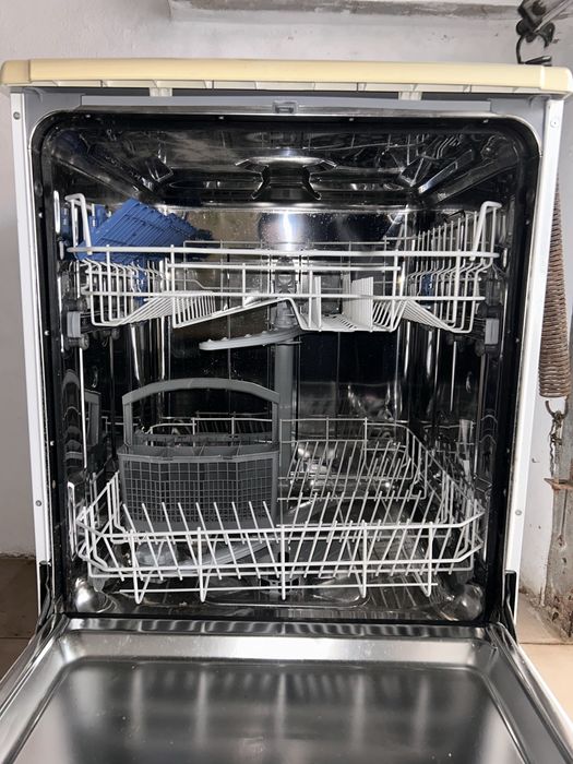 Indesit Máquina Lavar Loiça