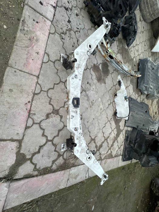 Передня панель, Телевізор до Jaguar XF X250 2008-2015