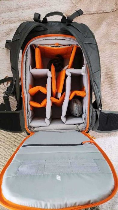 Mochila Lowepro Whistler 350 AW II (modelo grande)