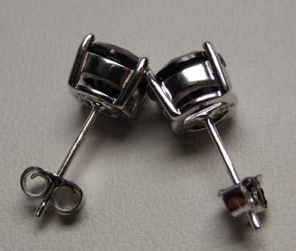 Srebrne kolczyki czarne cyrkonie 7,7 mm. sztyfty
