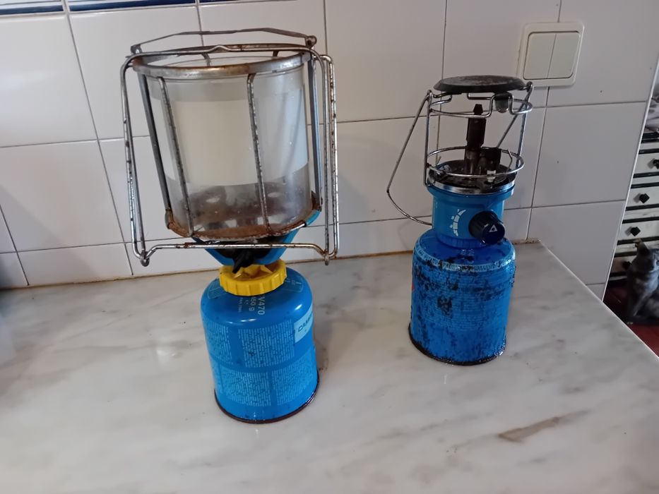 Conjunto de 2 Candeeiros Antigo Campingaz Campismo