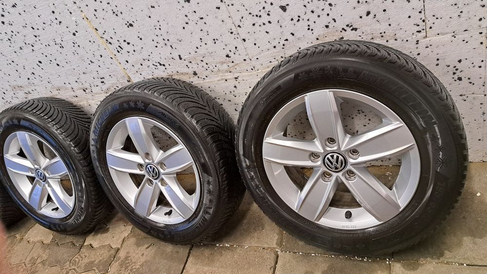 Alufelgi Vw  5x112  15 195/65 Zimowe ET43 6J  Audi A4 Passat B8 B5