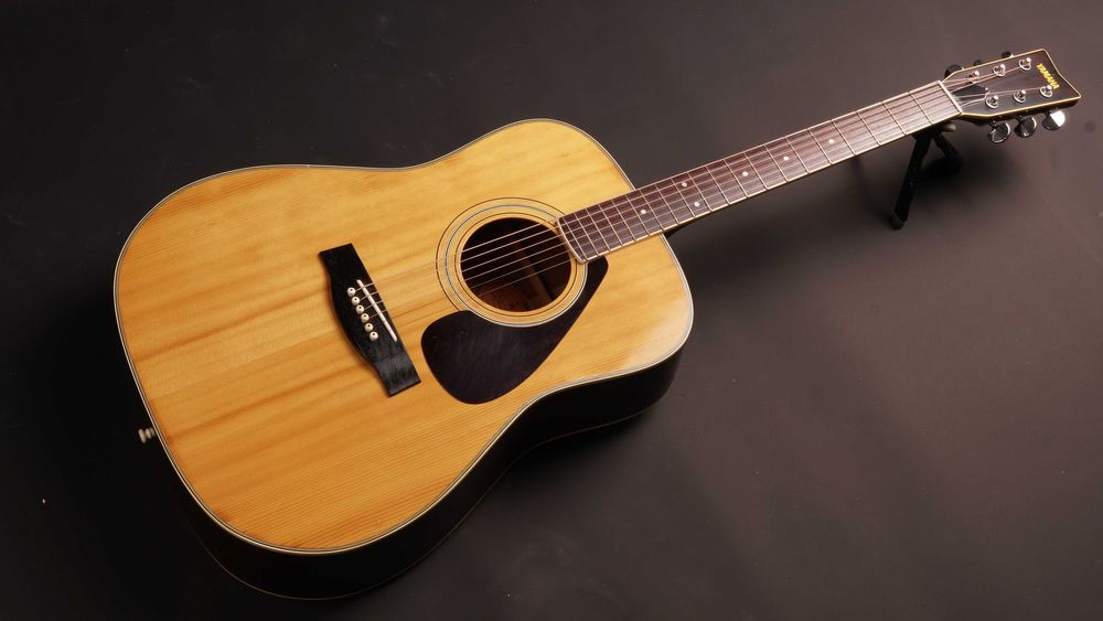 Yamaha FG-201 - gitara akustyczna dreadnought MIj 1980's