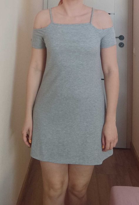 Sukienka szara odkryte ramiona H&M S M
