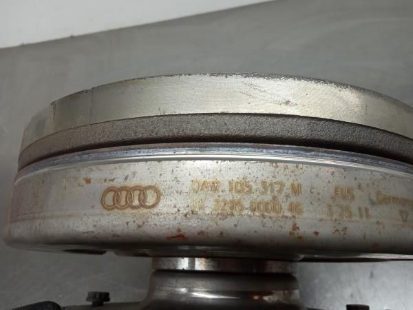 Volante do motor AUDI A5 Sportback (8TA)