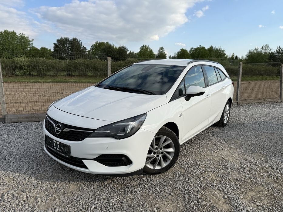 Opel Astra 2020 benzyna oszczedny silnik