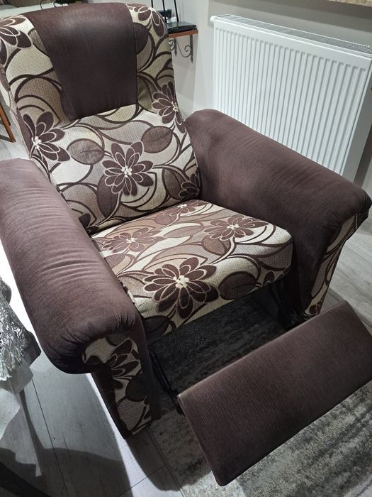 Fotel rozkładany (dostępne 2 sztuki)